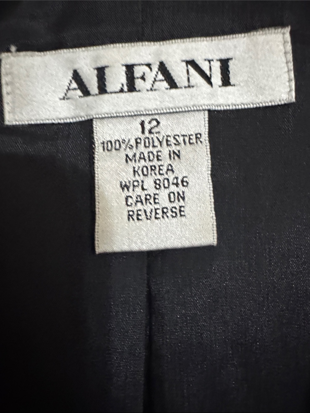 Alfani Black with silver sparkle Women’s Two-Piece Suit Blazer & Trousers - Picture 2 of 10